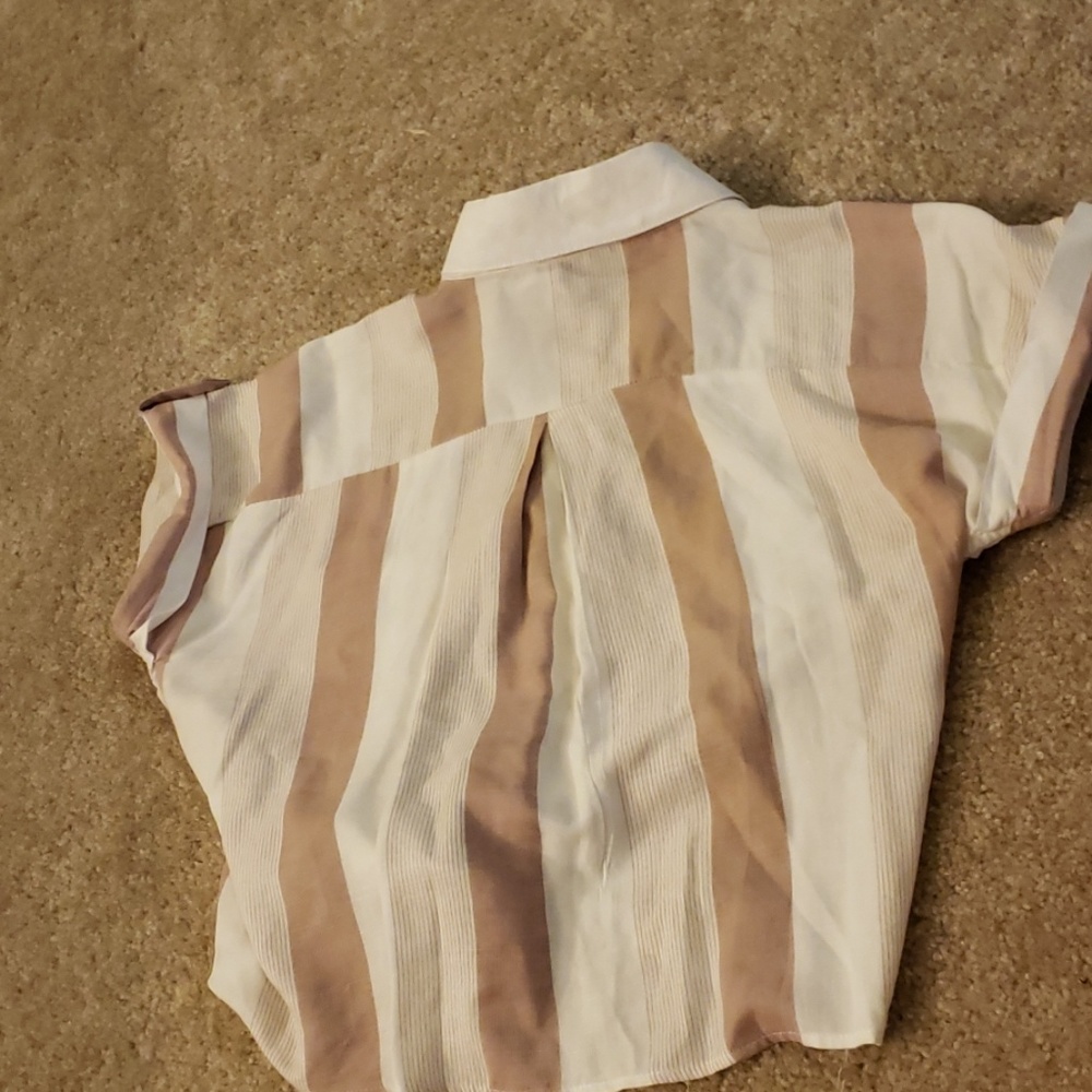 Top - Picture 2 of 3